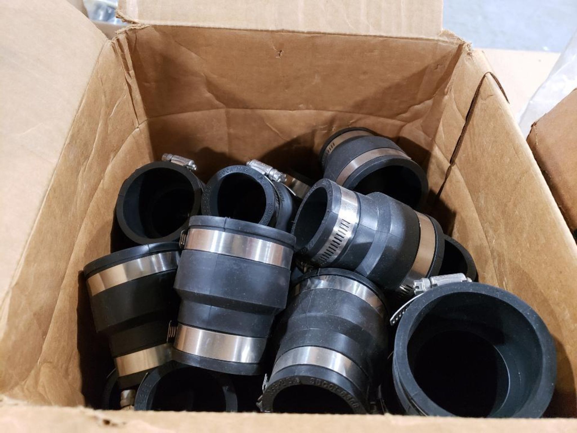 Large assortment of conduit fittings. - Image 9 of 10