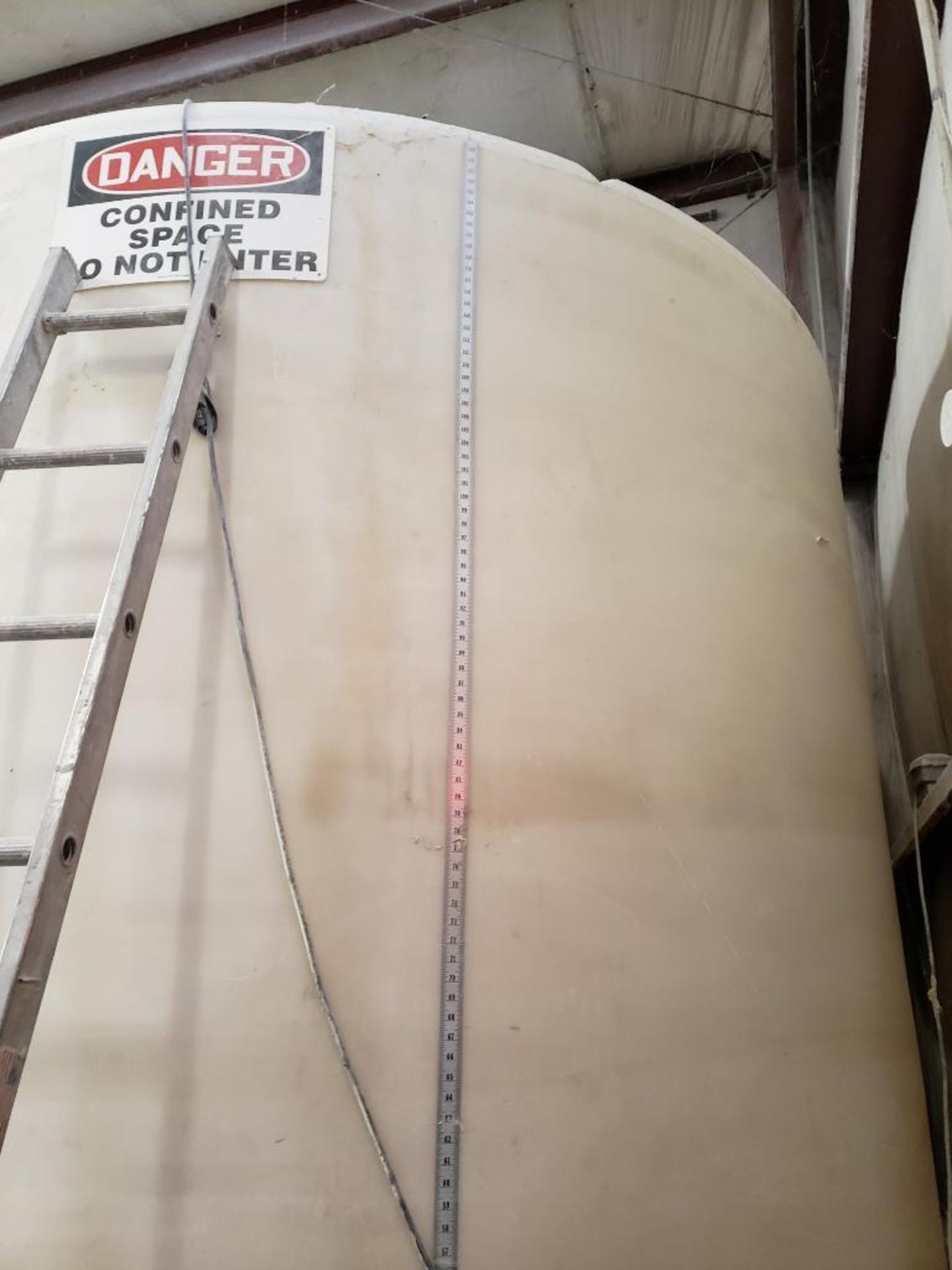 Plastic holding tank. Approx 6500 gallons. - Image 2 of 3