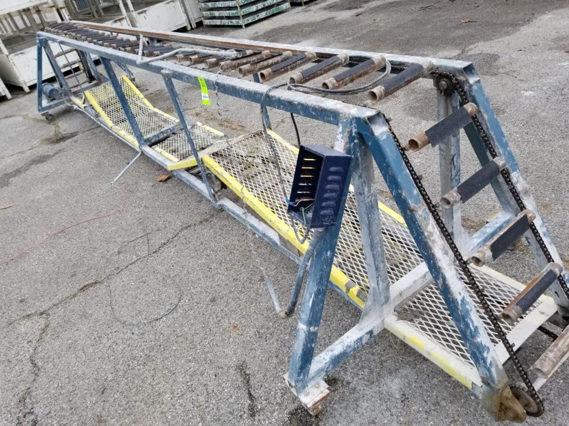 Steel conveyor. 18ft long. - Image 3 of 9
