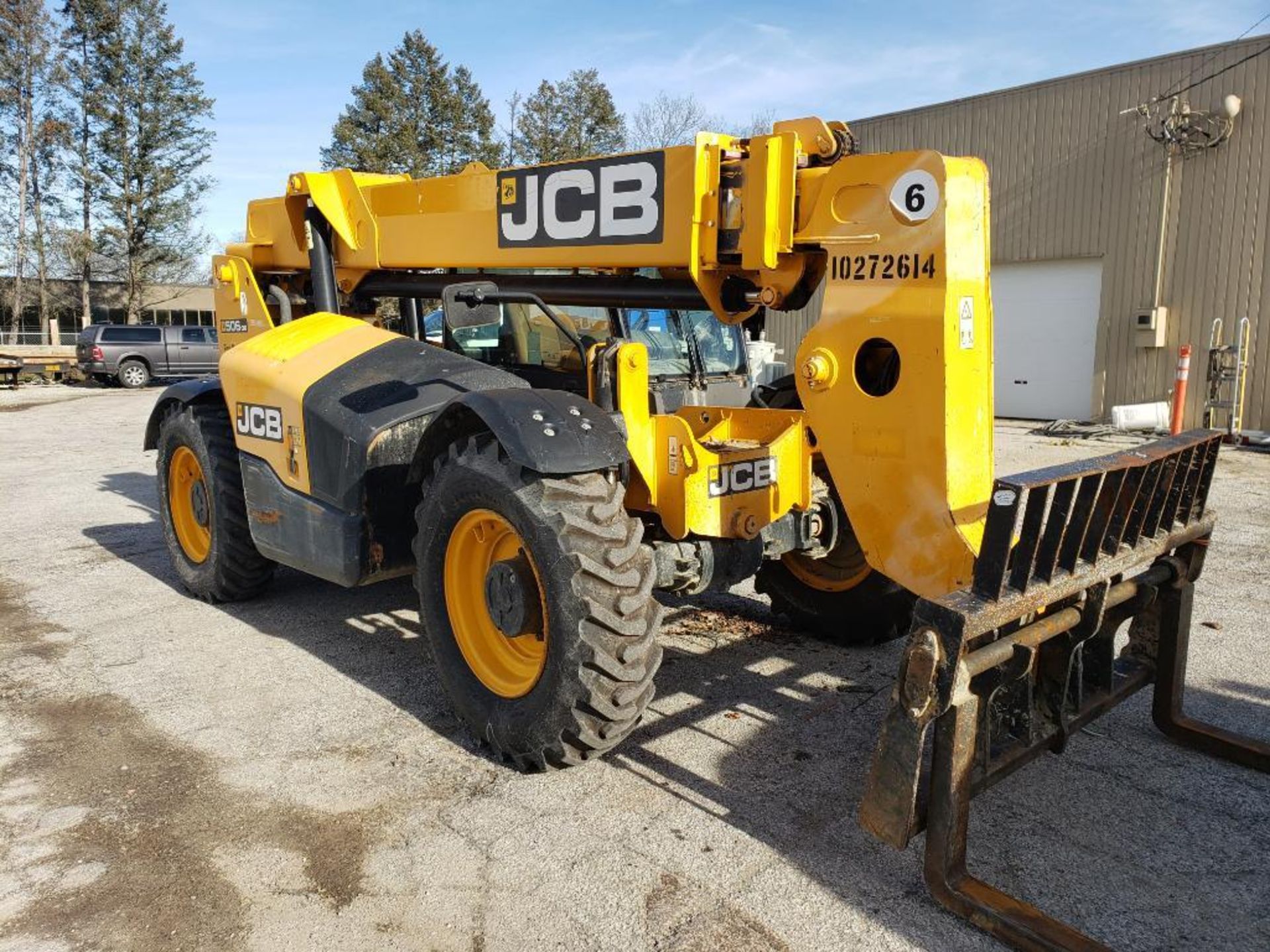 2014 - 6000lb 36ft reach JCB variable reach all terrain forklift. Model 506-36. Serial 2405987. - Image 3 of 43