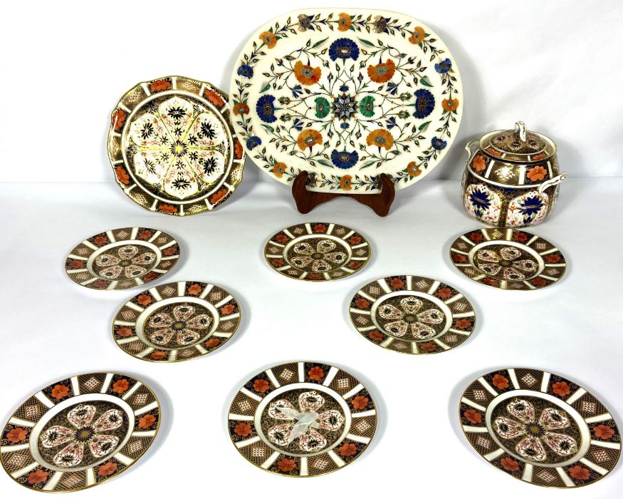 A Royal Crown Derby tea service, English Imari pattern, comprising eight tea cups and saucers, eight - Image 7 of 10