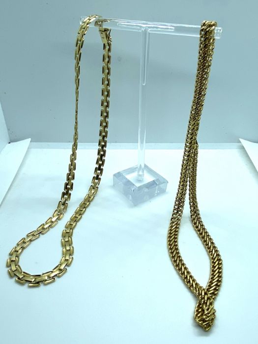 Two cased 9 carat gold chains, one with a double weave chain, both with clasps, marked 375 (21.9g - Image 8 of 11