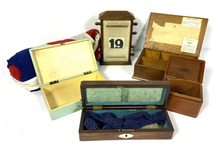 A vintage table calendar, together with four assorted decorative boxes and a union flag - Image 3 of 3