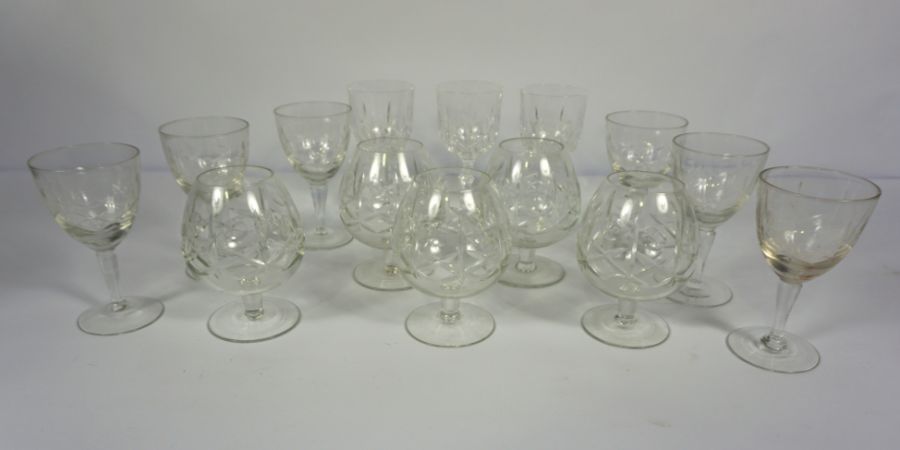 A large assortment of Stuart and other crystal glassware, including Champagne flutes, whisky tots - Image 6 of 9