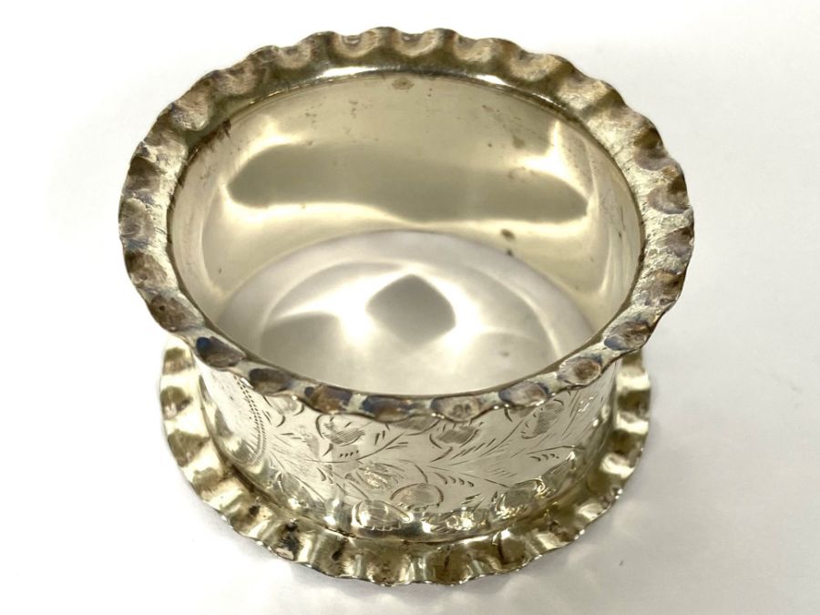 A group of seven assorted silver napkin rings, various dates and makers, total gross weight 173g ( - Image 5 of 6