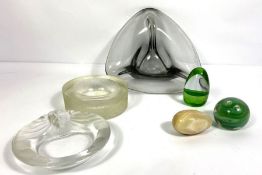 Assorted decorative glass, including a Lalique ashtray; Green glass dump and a triform dish (6)