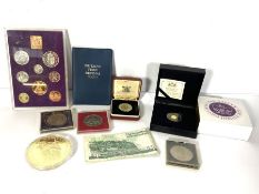 A group of commemorative coins and related, including The Platinum Jubilee ‘half gram’ gold £5,
