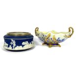 A good Carlton ware table centre fruit bowl, mid 20th century, of oval form decorated with Golden
