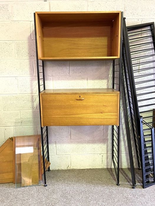 A highly adaptable vintage Ladderax shelving system, mid 20th century, with shelves, cabinets, - Image 5 of 9