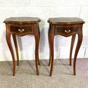 A pair of modern French style veneered bedside or lamp tables (2)
