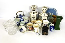 Assorted ceramics, including a Tek Sing Cargo Chinese bowl, 19th century, with certificate; a pair