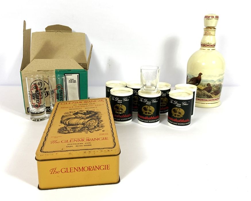 A small group of Whisky collectors water jugs, including Dewar’s White Label, Teachers and - Image 16 of 16