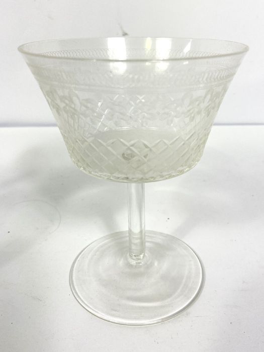A collection of pretty cut glass wine glasses, including a pair of tapered goblets, cut with tree - Bild 4 aus 8