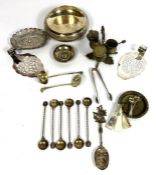 Assorted silver and plate, including a pair of pierced serving slices; an Indian white metal