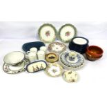 Assorted ceramics, including part dinner services, decorative plates and related china (a lot)