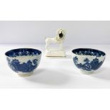 A pair of Georgian blue and white bat printed tea bowls, possibly Worcester First Period, 18th