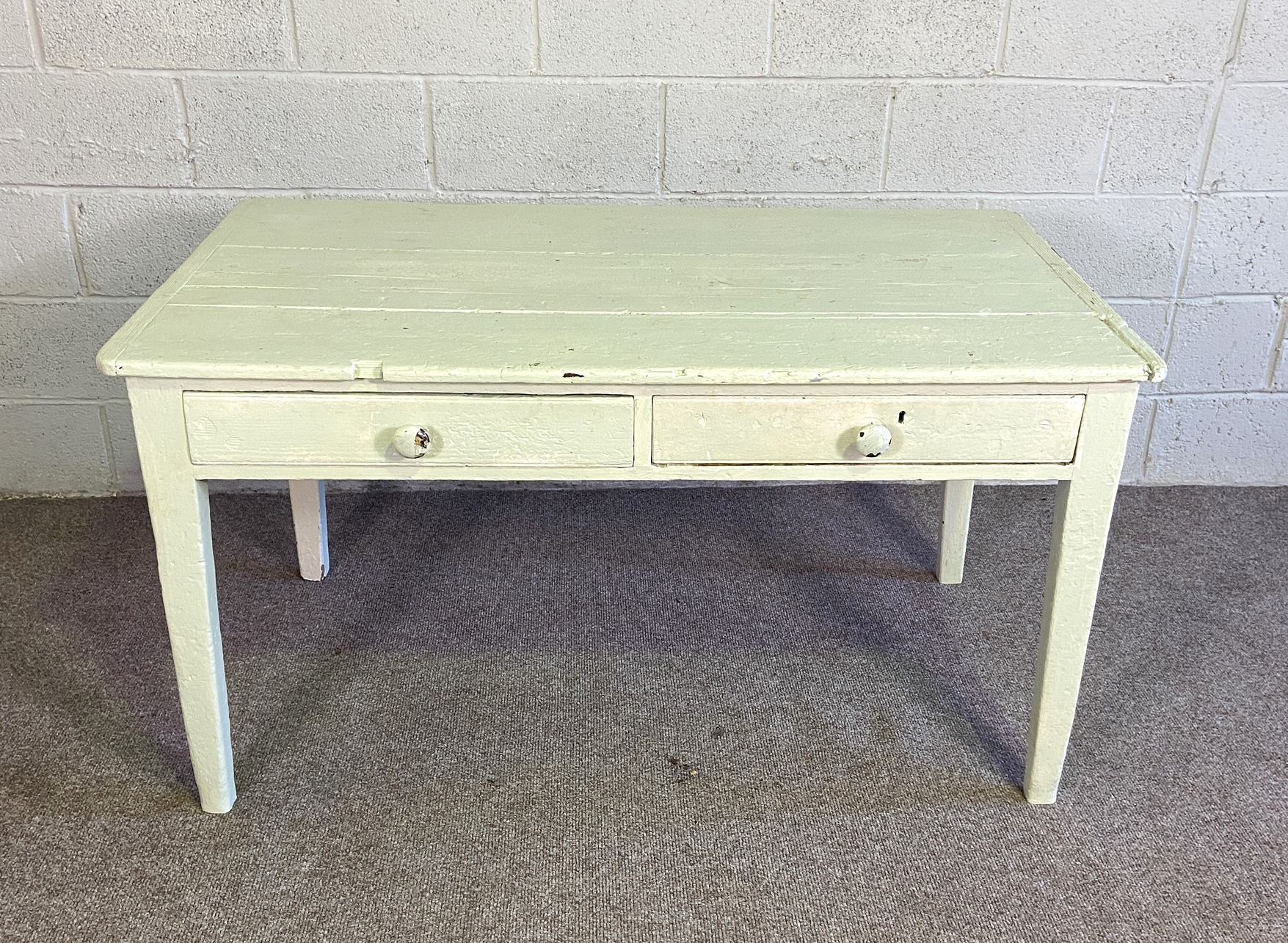 A vintage painted pine kitchen table, with rectangular cleated top over two frieze drawers and set - Image 2 of 4