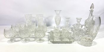 A large assortment of table glassware, including decanters, and red and white wine goblets (a lot)
