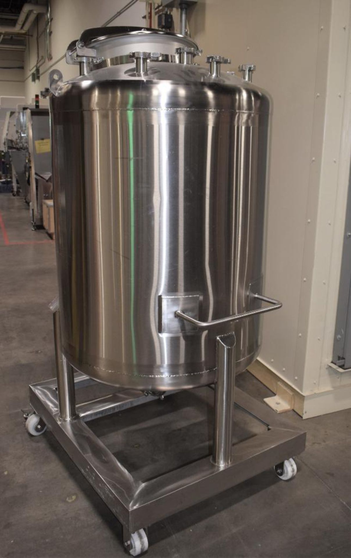 Custom Metalcraft Portable Tank, Approximate 150 Gallon, Model 4A07079200, Stainless Steel. Approxim - Image 3 of 7