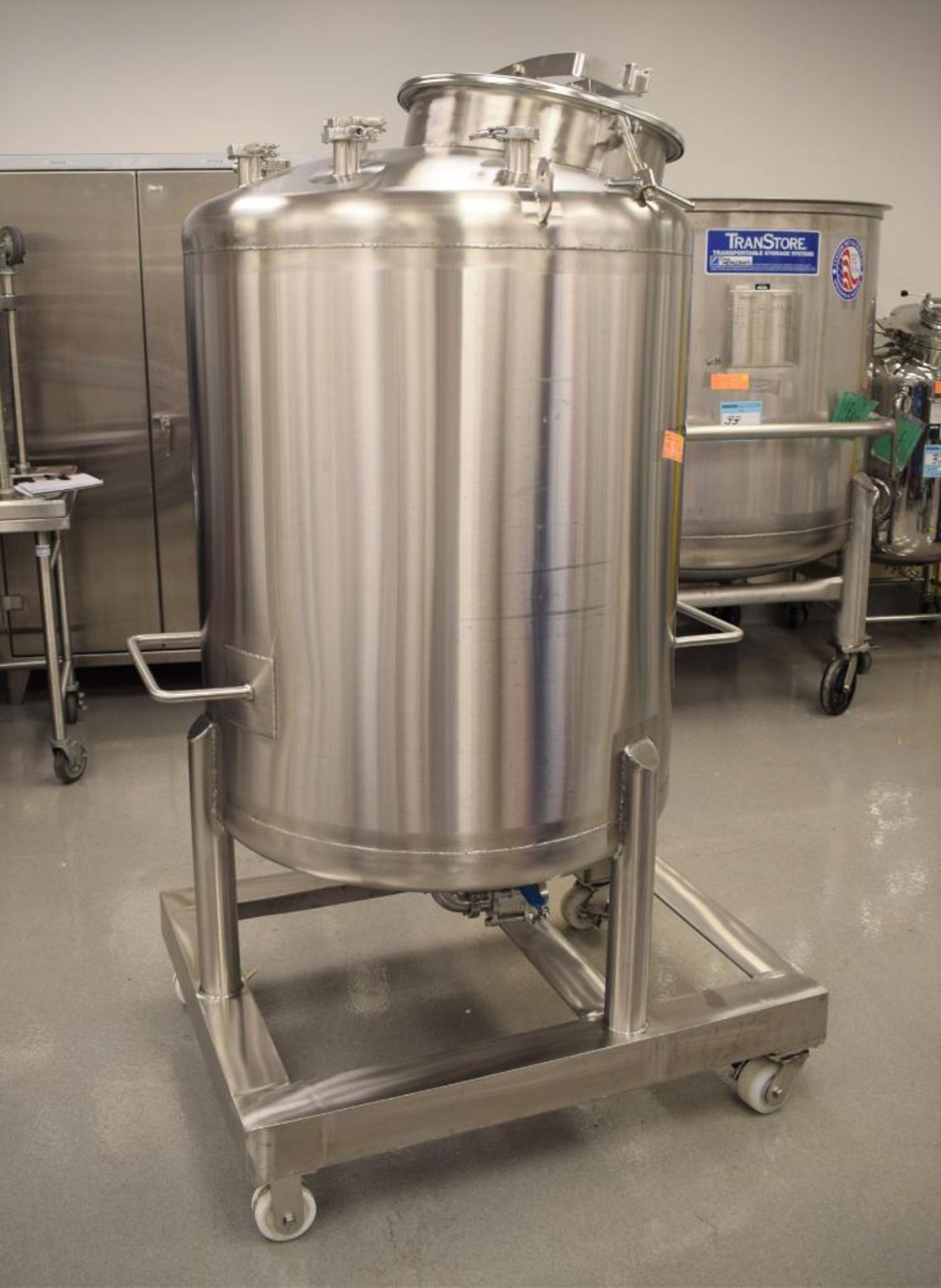 Custom Metalcraft Portable Tank, Approximate 150 Gallon, Model 4A07079200, Stainless Steel. Approxim - Image 2 of 9