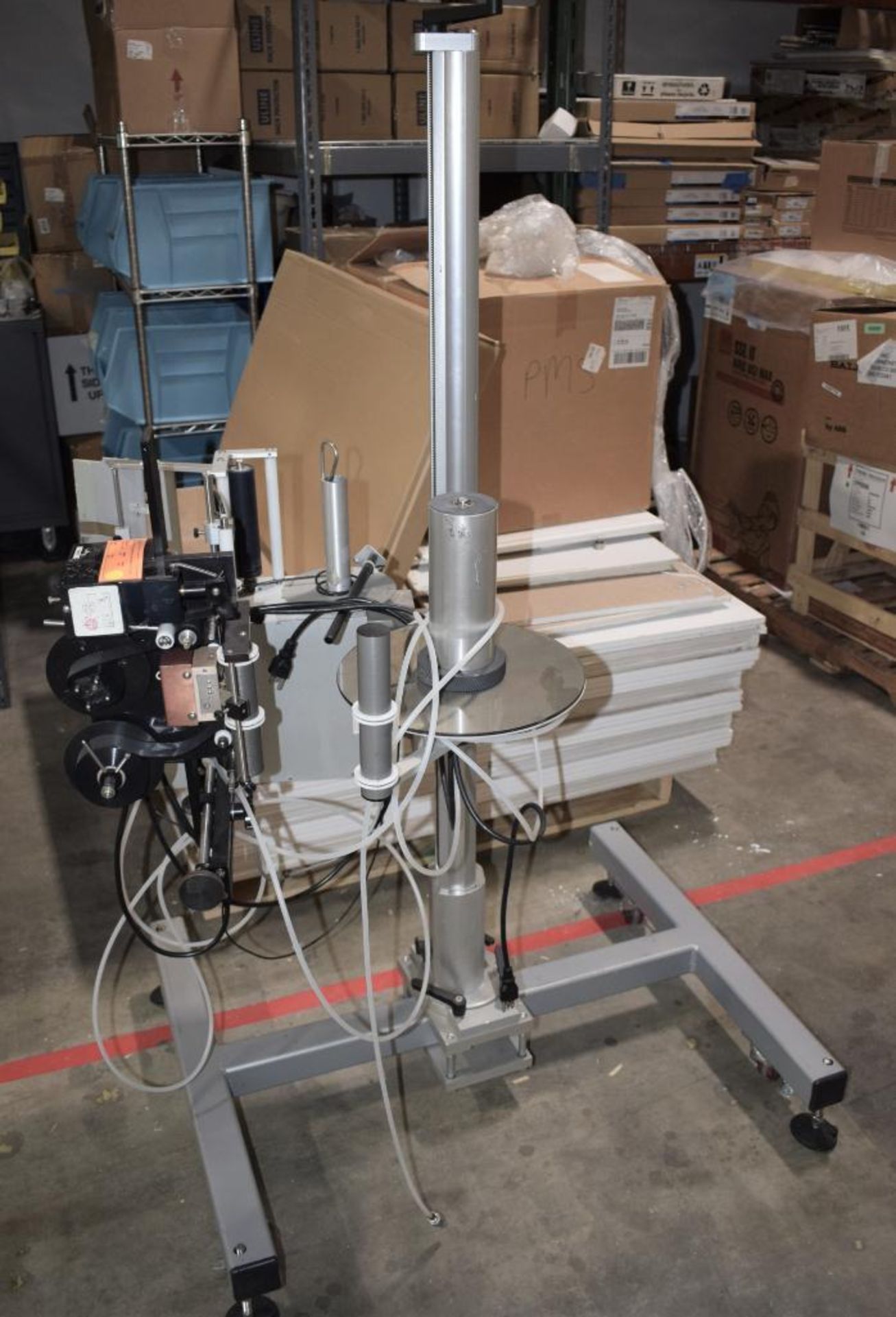 Auto Labe Model 110SRH Pressure Sensitive Wraparound Labeler. Pedastal Mounted Labeler aattaches to - Image 4 of 26