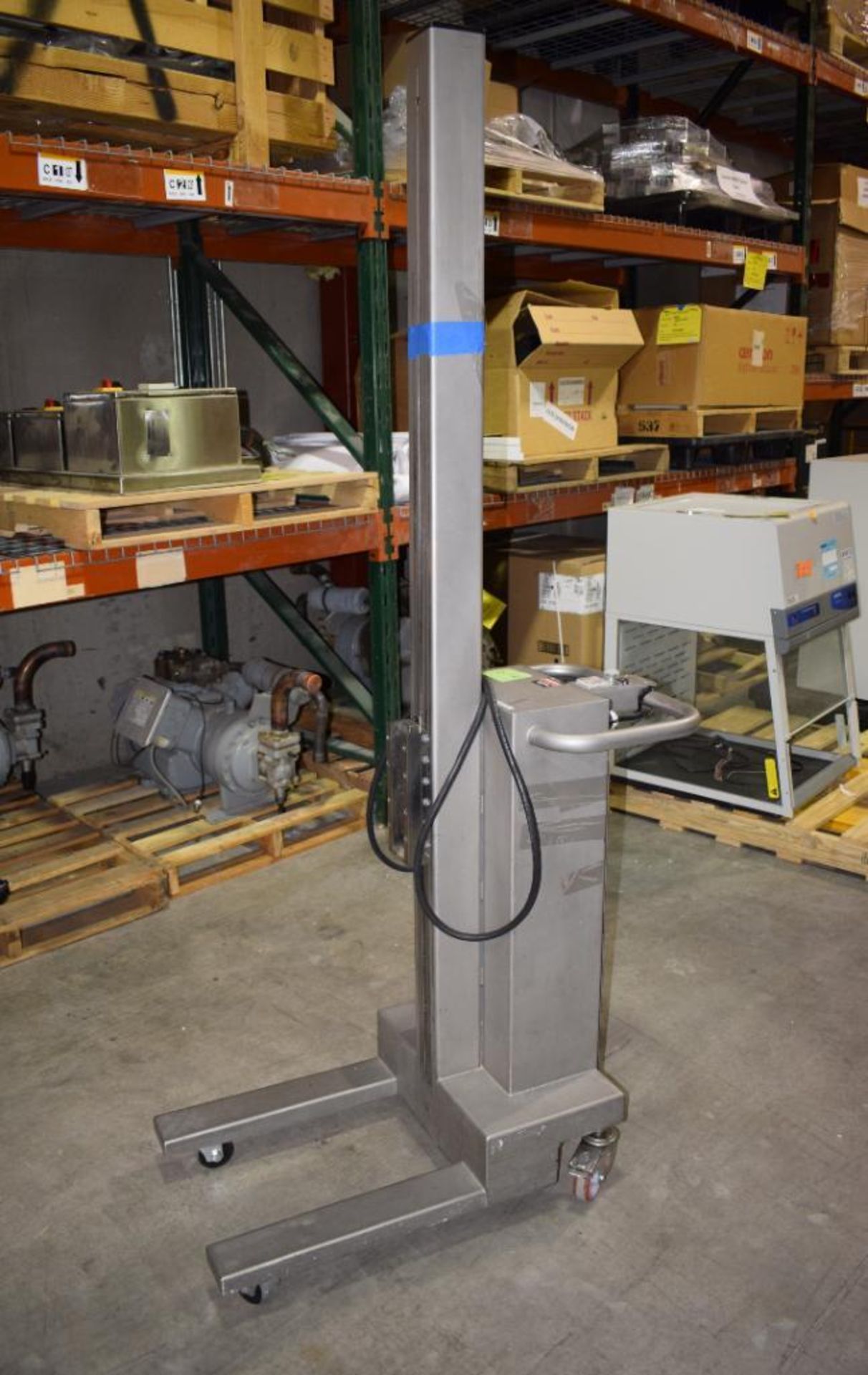 Packline Compac Platform Attachment Stainless Steel Portable Lift. Approximate capacity 275 Pounds. - Image 3 of 6