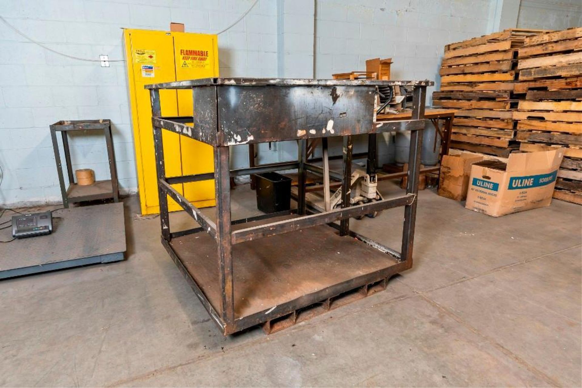 SAFETY CAGE FOR FORKLIFT