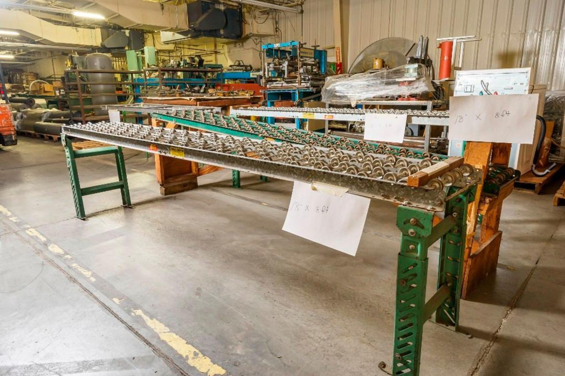 18'X8" ROLLER CONVEYOR