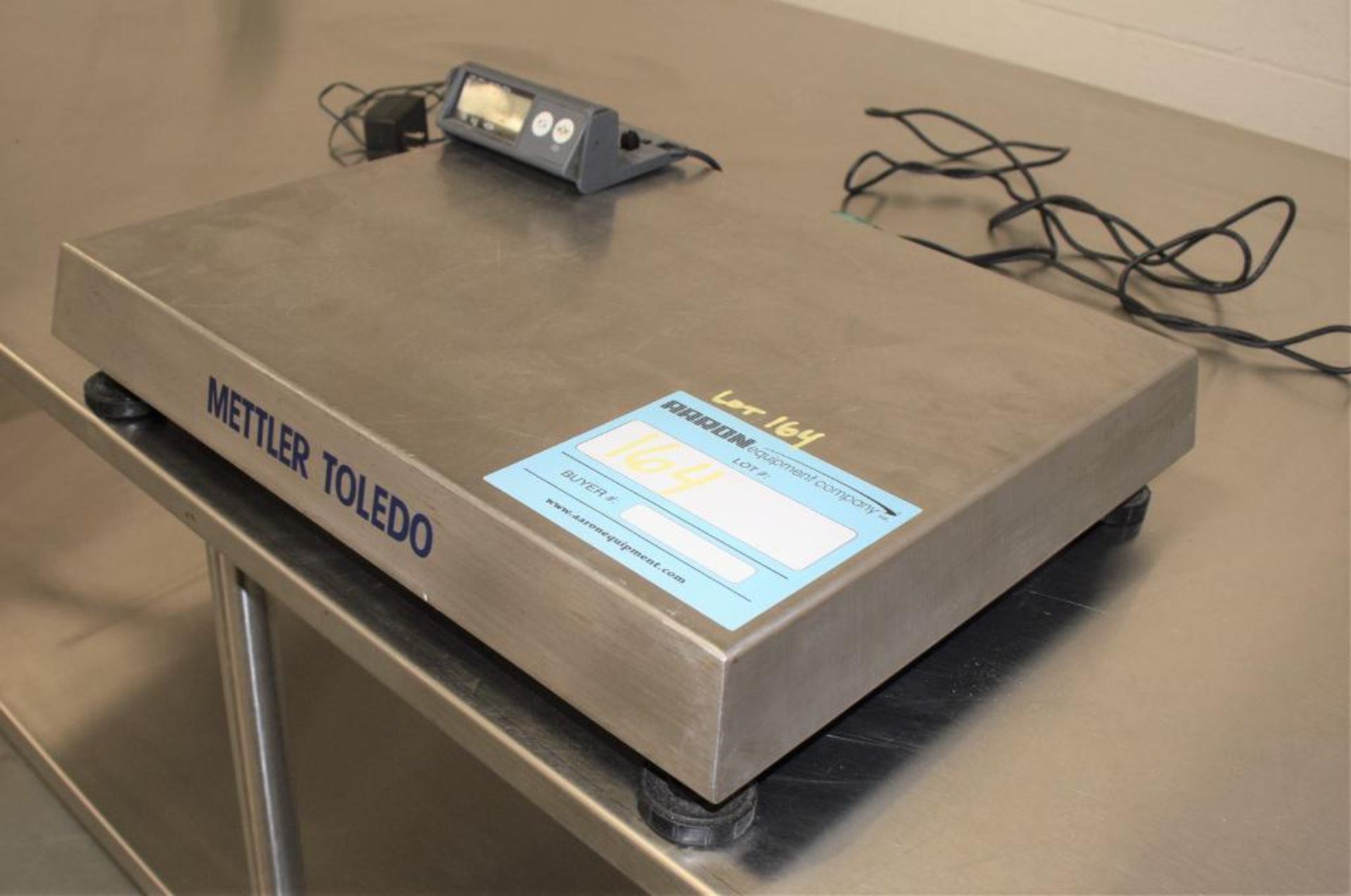 Mettler-Toledo Benchtop Platform Scale, Model PS90, Serial# 06002516LN. 300 Pound capacity with stai - Image 2 of 6