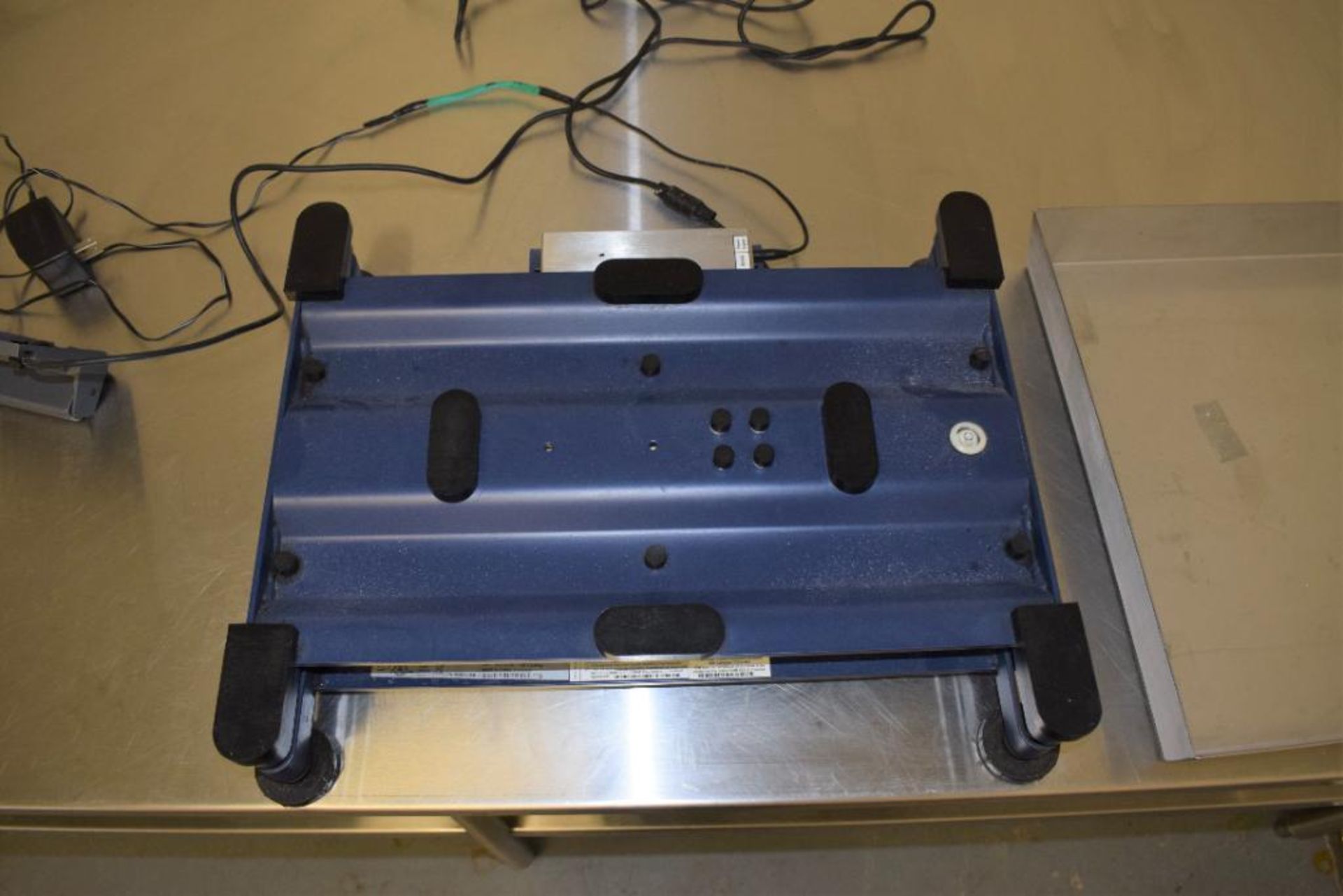 Mettler-Toledo Benchtop Platform Scale, Model PS90, Serial# 06002516LN. 300 Pound capacity with stai - Image 4 of 6