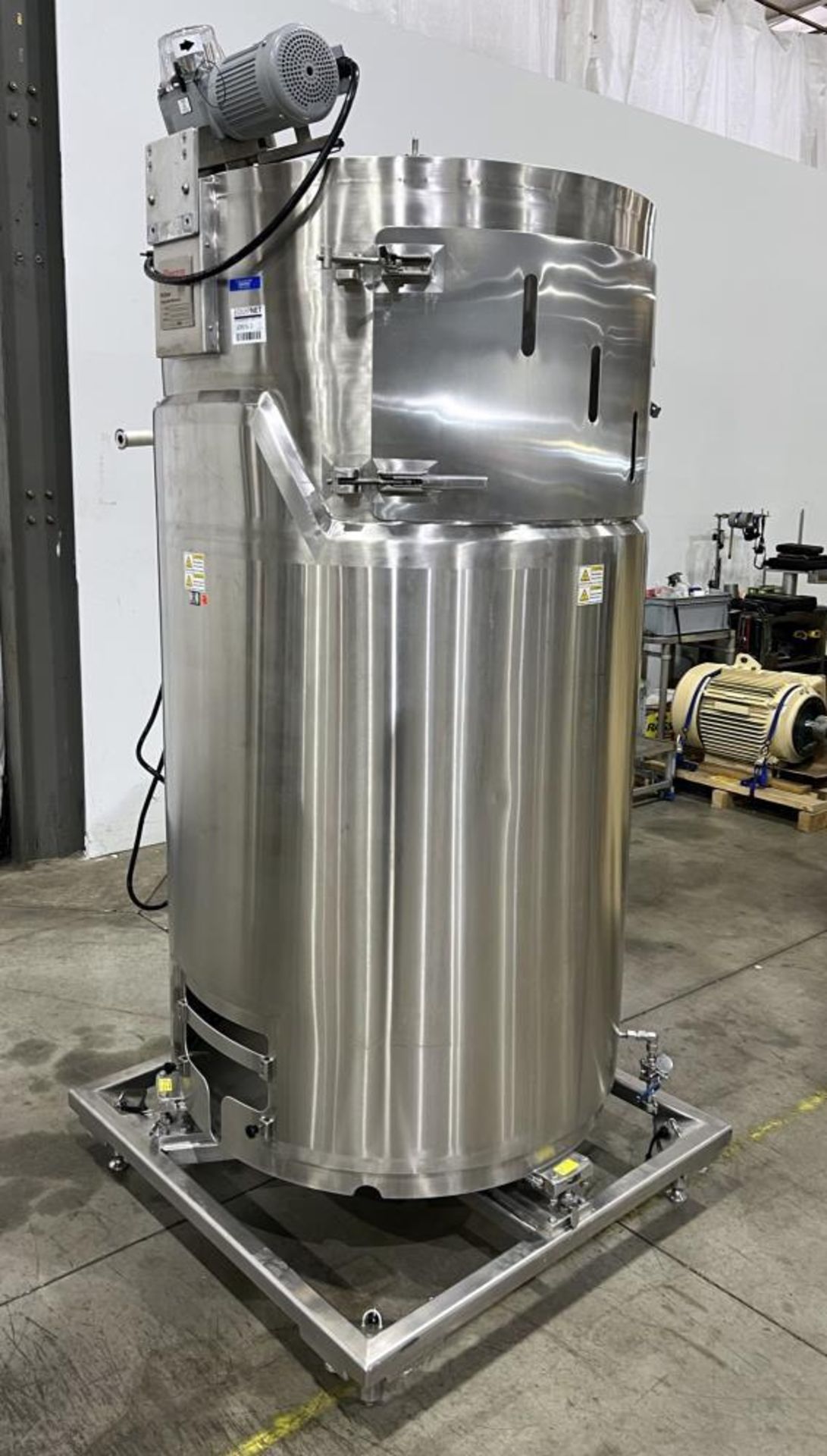 Used- Thermo Scientific Single Use Bioreactor, Model HyClone, 1000 liter capacity, Stainless Steel. - Image 4 of 9