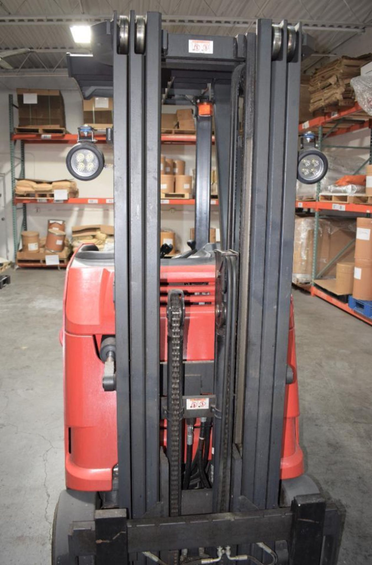 Raymond Stand-Up Counterbalanced Lift Truck, Model 425-C35TT, Serial# 425-12-36363. 36 Volts, maximu - Image 6 of 20