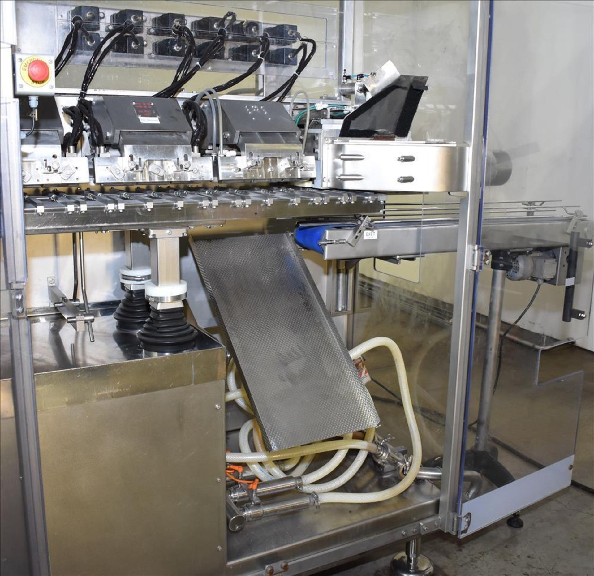 Used- Bossar Model BL3000 STU3 Horizontal Form FIllinoisl Seal Machine for Liquid Stand Up Pouches w - Image 75 of 109