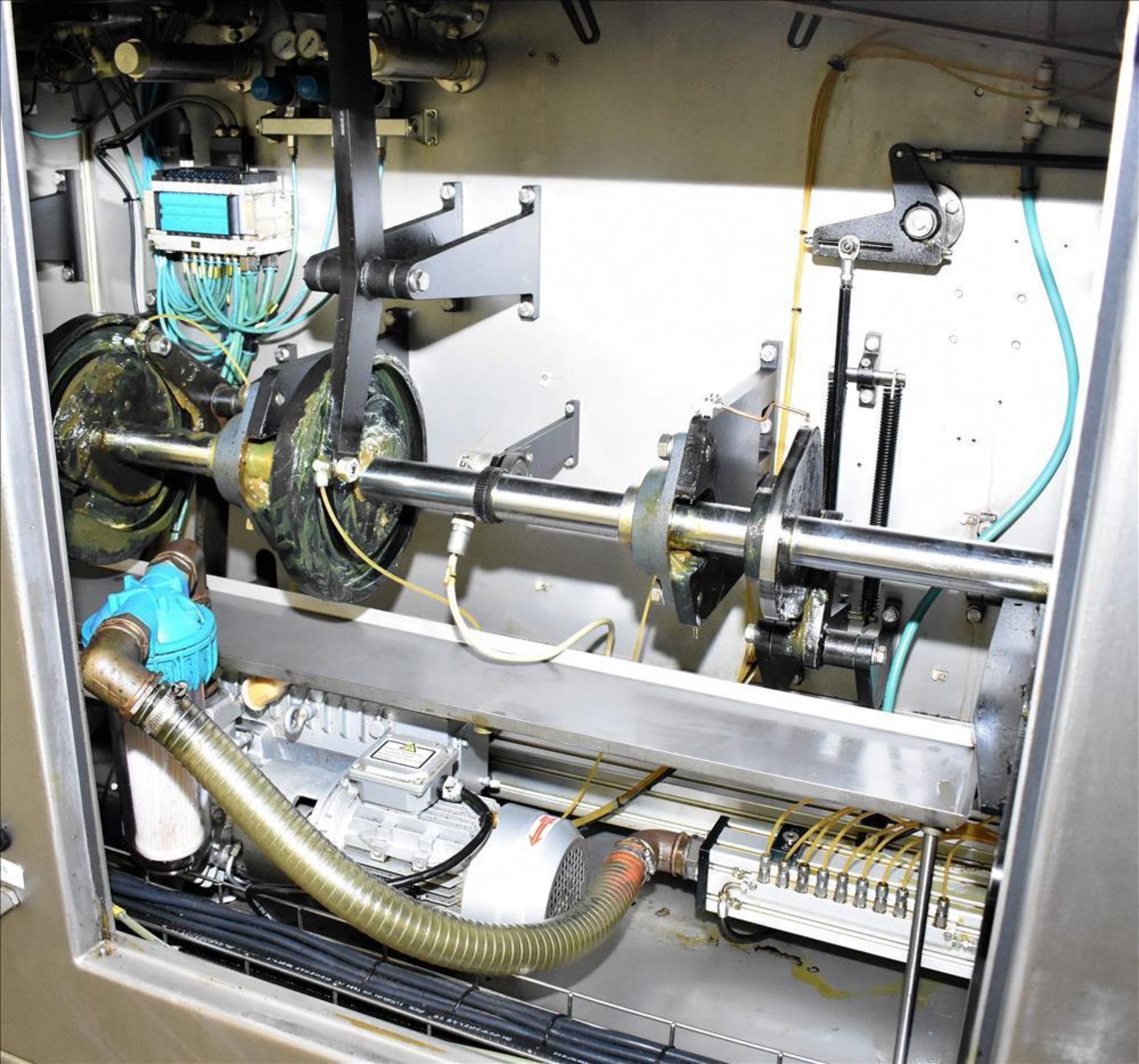 Used- Bossar Model BL3000 STU3 Horizontal Form FIllinoisl Seal Machine for Liquid Stand Up Pouches w - Image 84 of 109