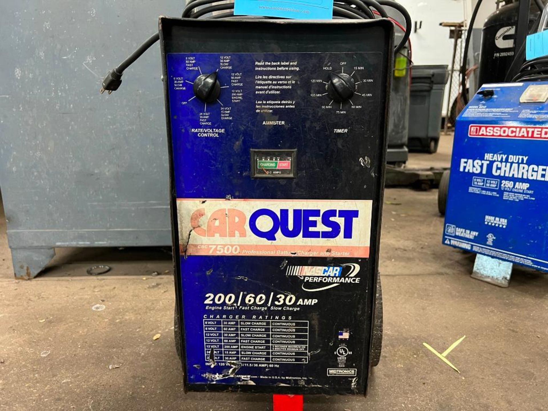 Car Quest Professional Battery Charger and Starter, model 7500 - Image 5 of 6