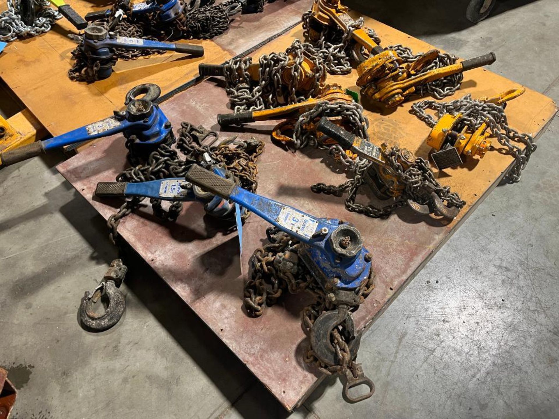 LOT: Assorted Chain Hoists