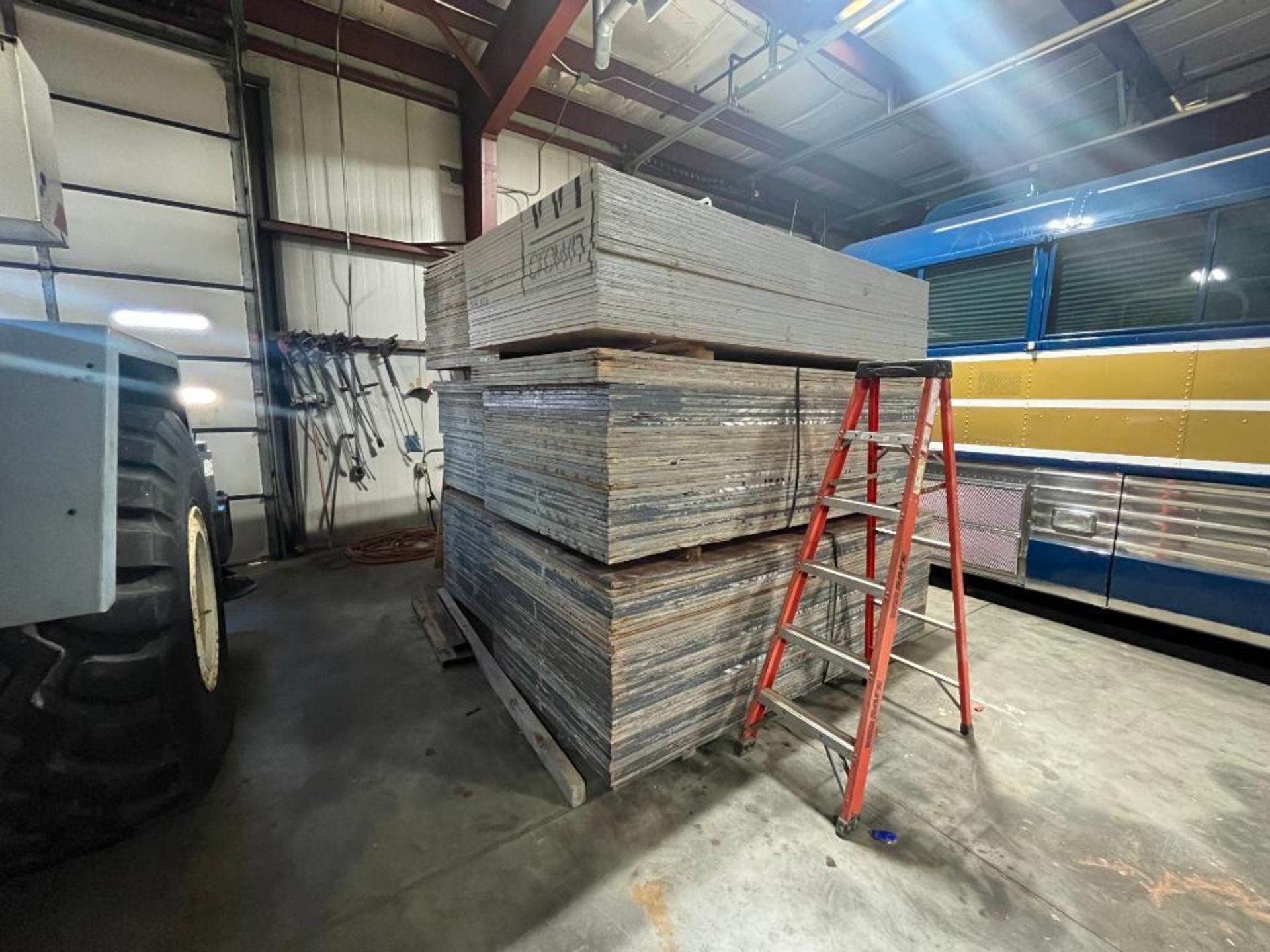 LOT: Assorted Plywood