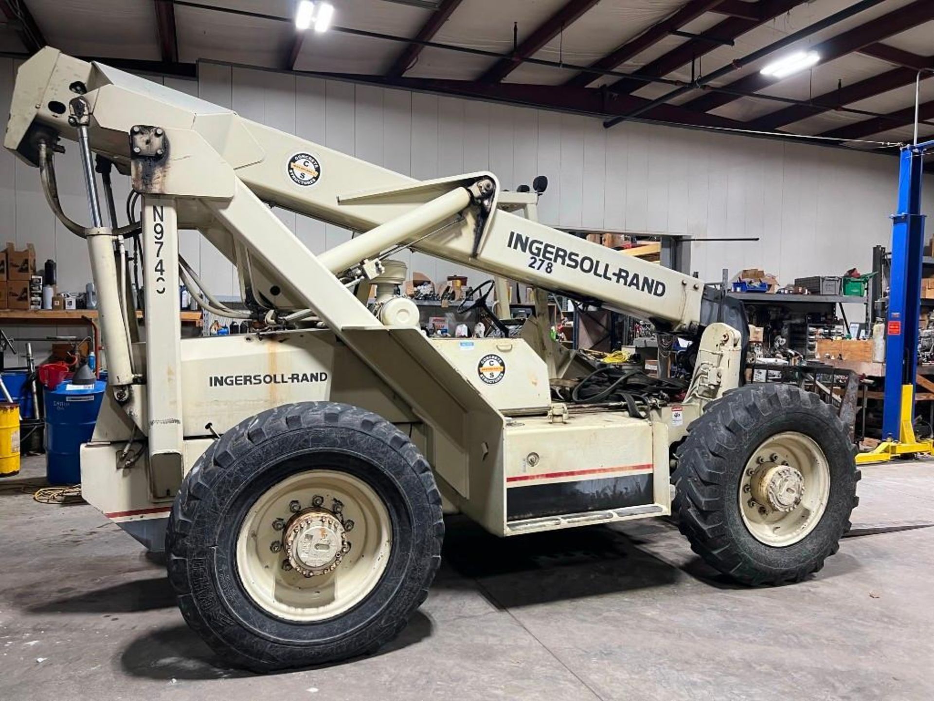 Ingersoll Rand 9,000-LB. 4x4 Telehandler Forklift Model VR90B, S/N 5240 SBC. LATE REMOVAL. call site - Image 3 of 7