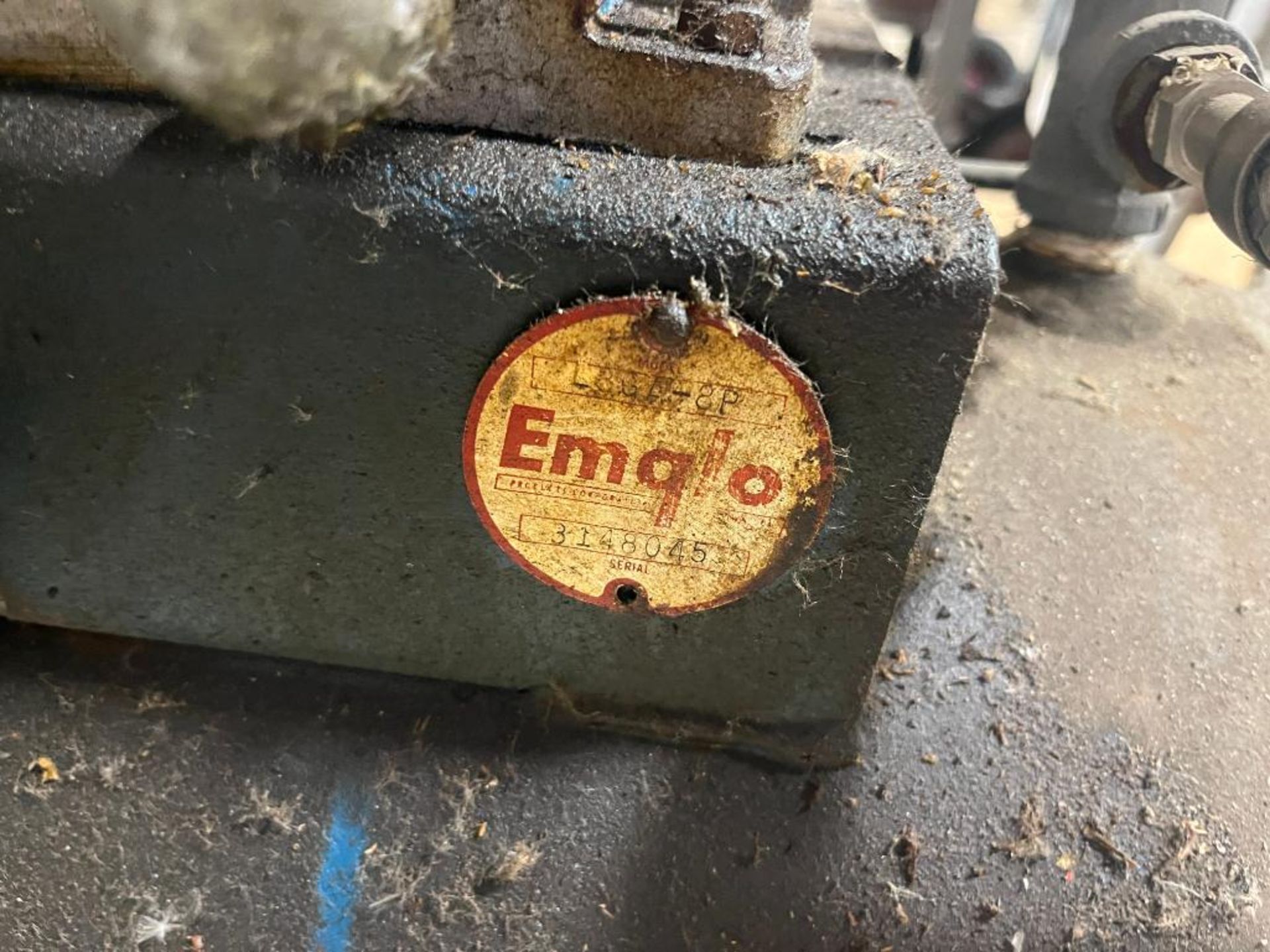 Emglo Portbale Compressor with Briggs and Stratton 8hp motor - Image 5 of 5