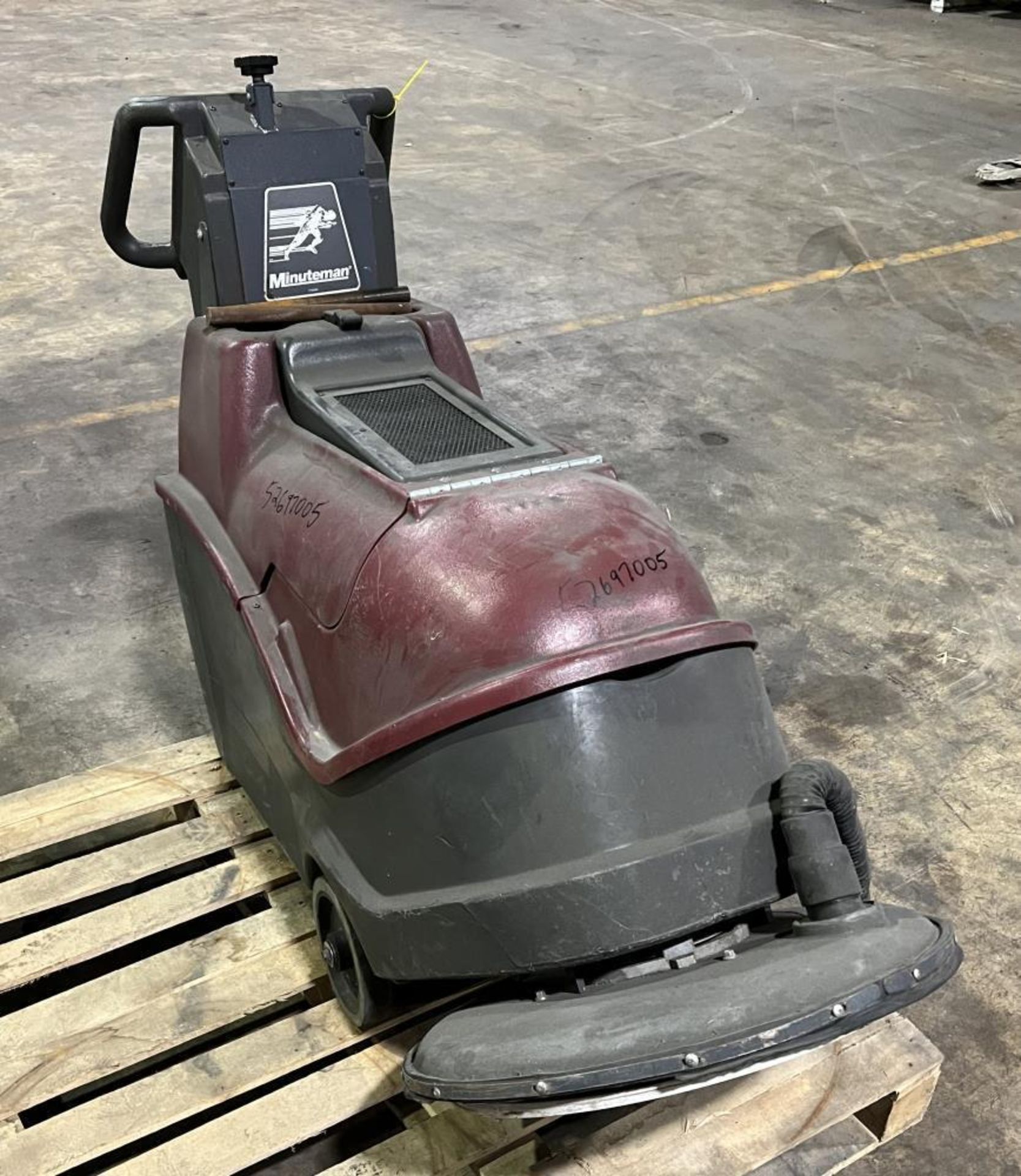 Used- Minuteman Floor Burnisher, Model M26036QP. 20" diameter cleaning pad with max speed of 2600rpm - Image 5 of 13