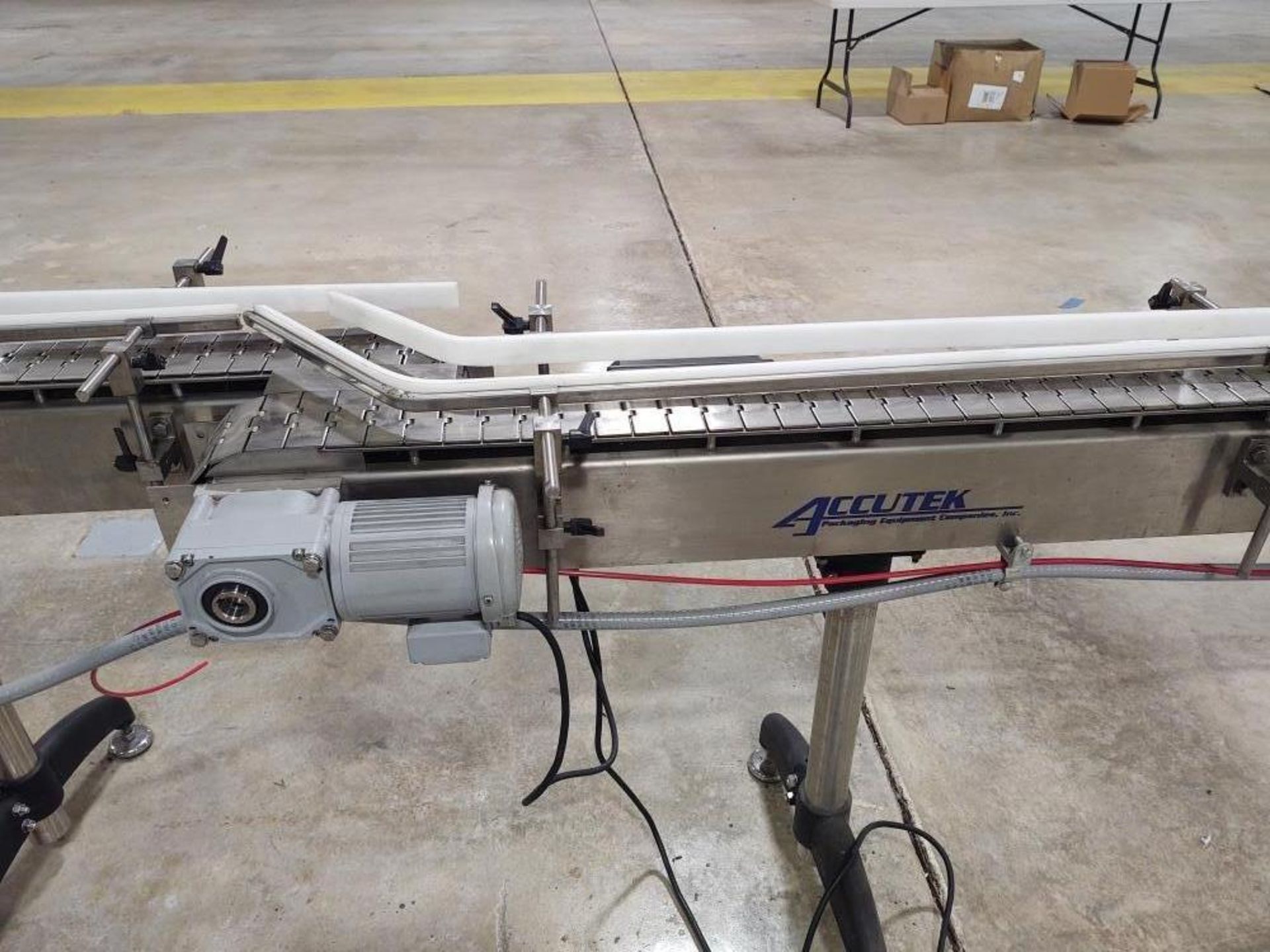 Used- Accutek In-Line Spindle Capper with 6-Spindles, Model 22-505-000. Includes centrifugal cap sor - Image 7 of 13