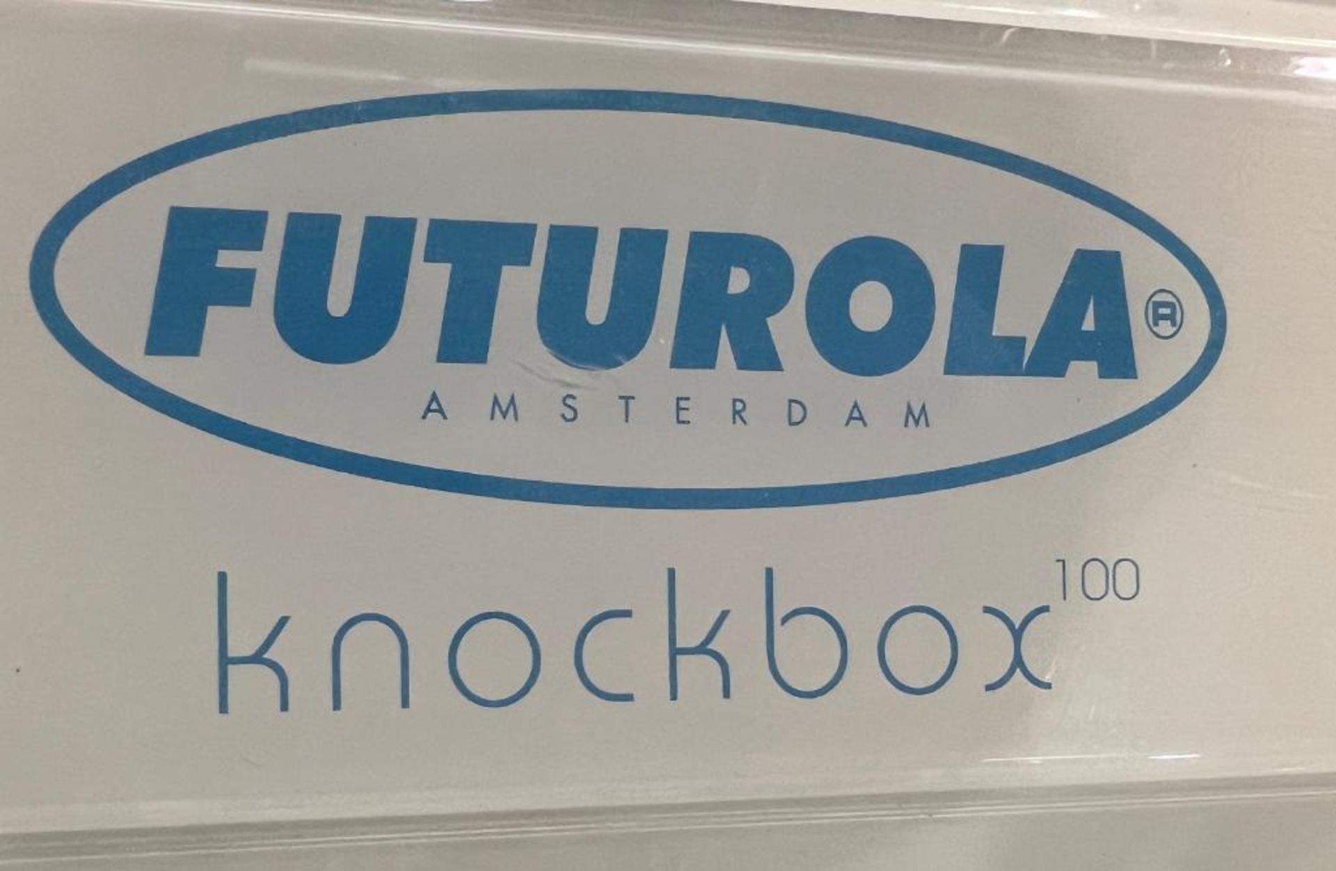 Lot Of (2) Futurola Knockbox 100. With miscellaneous loading stations. - Image 3 of 11