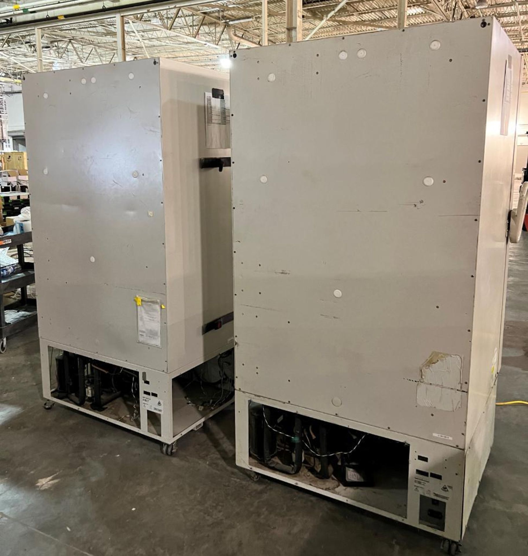 Lot Of (2) Thermo Scientific Forma 900 Series Freezers. (1) Model 906, serial# 817525-3309, (1) mode - Image 12 of 12