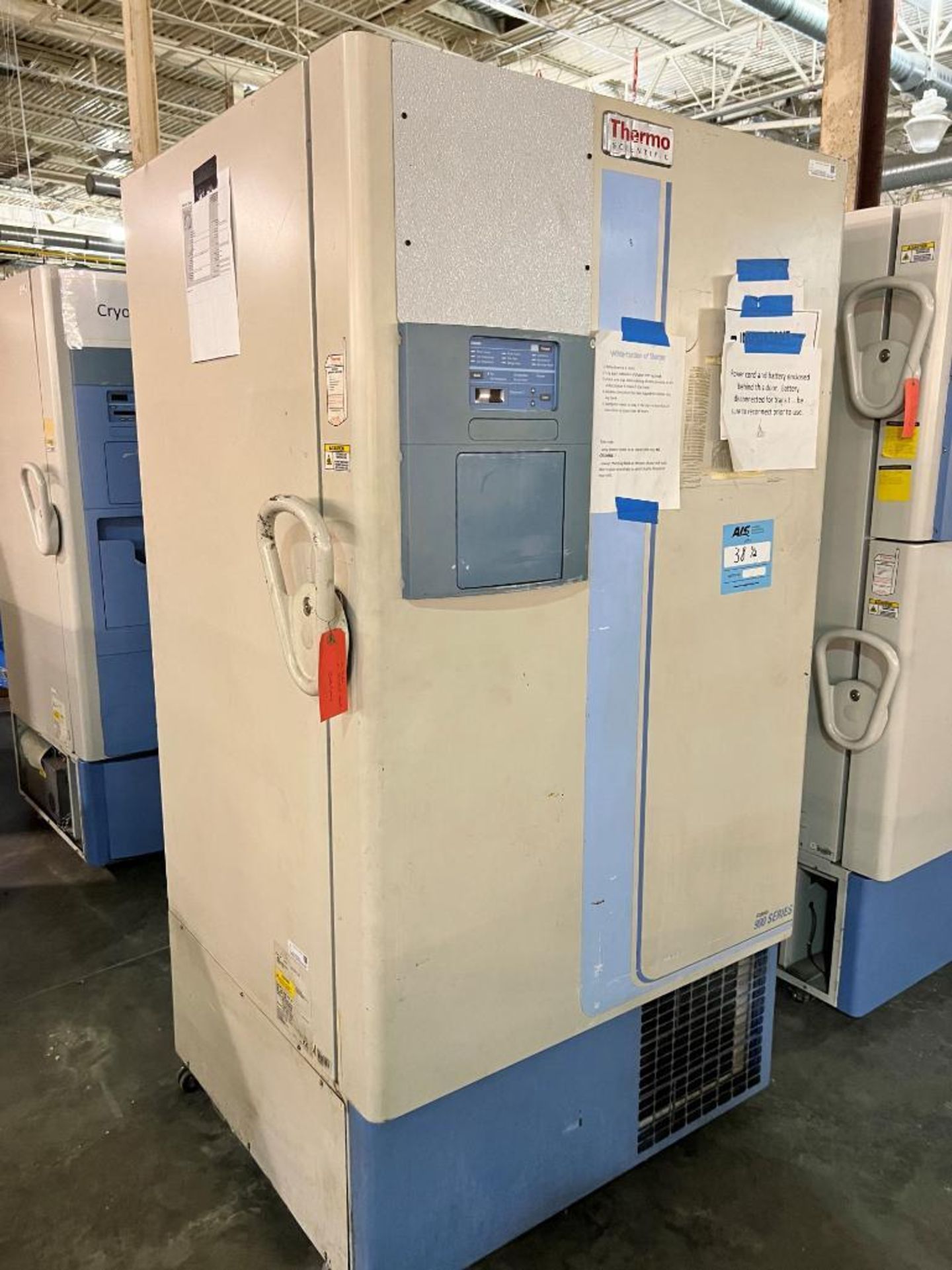 Lot Of (2) Thermo Scientific Forma 900 Series Freezers. (1) Model 906, serial# 817525-3309, (1) mode - Image 3 of 12