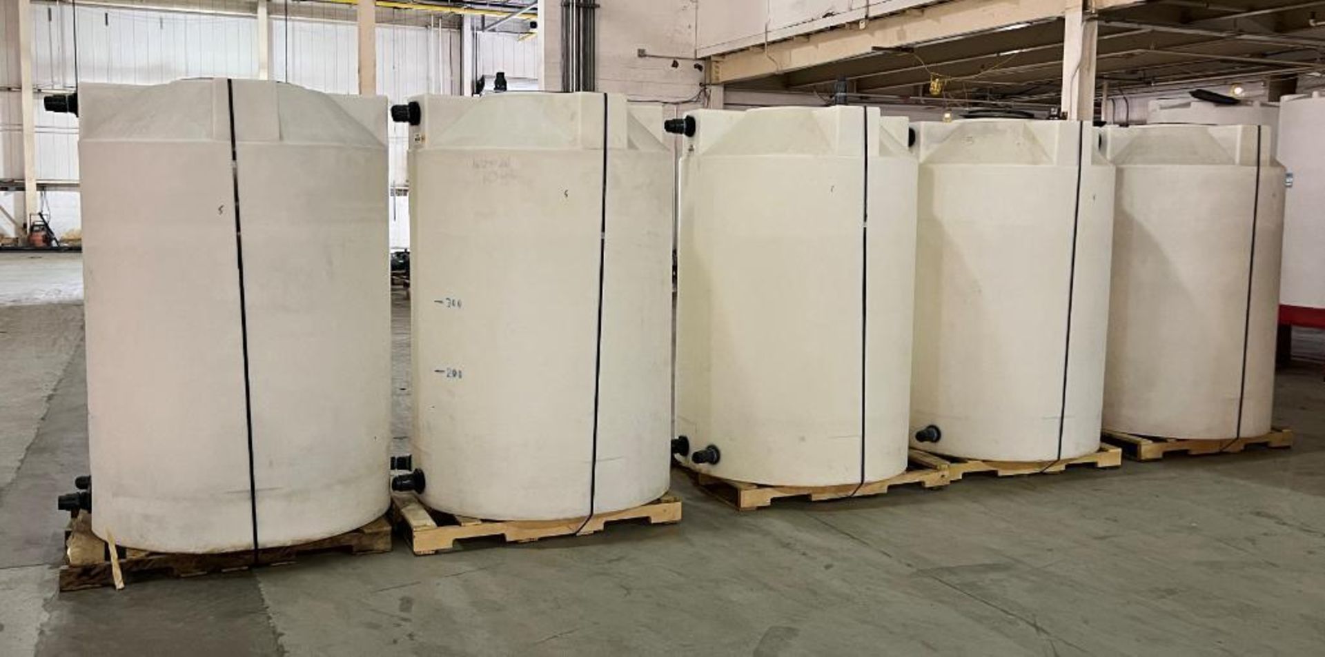 Lot Of (5) SSI Approximate 500 Gallon White Poly Tanks. - Image 3 of 13