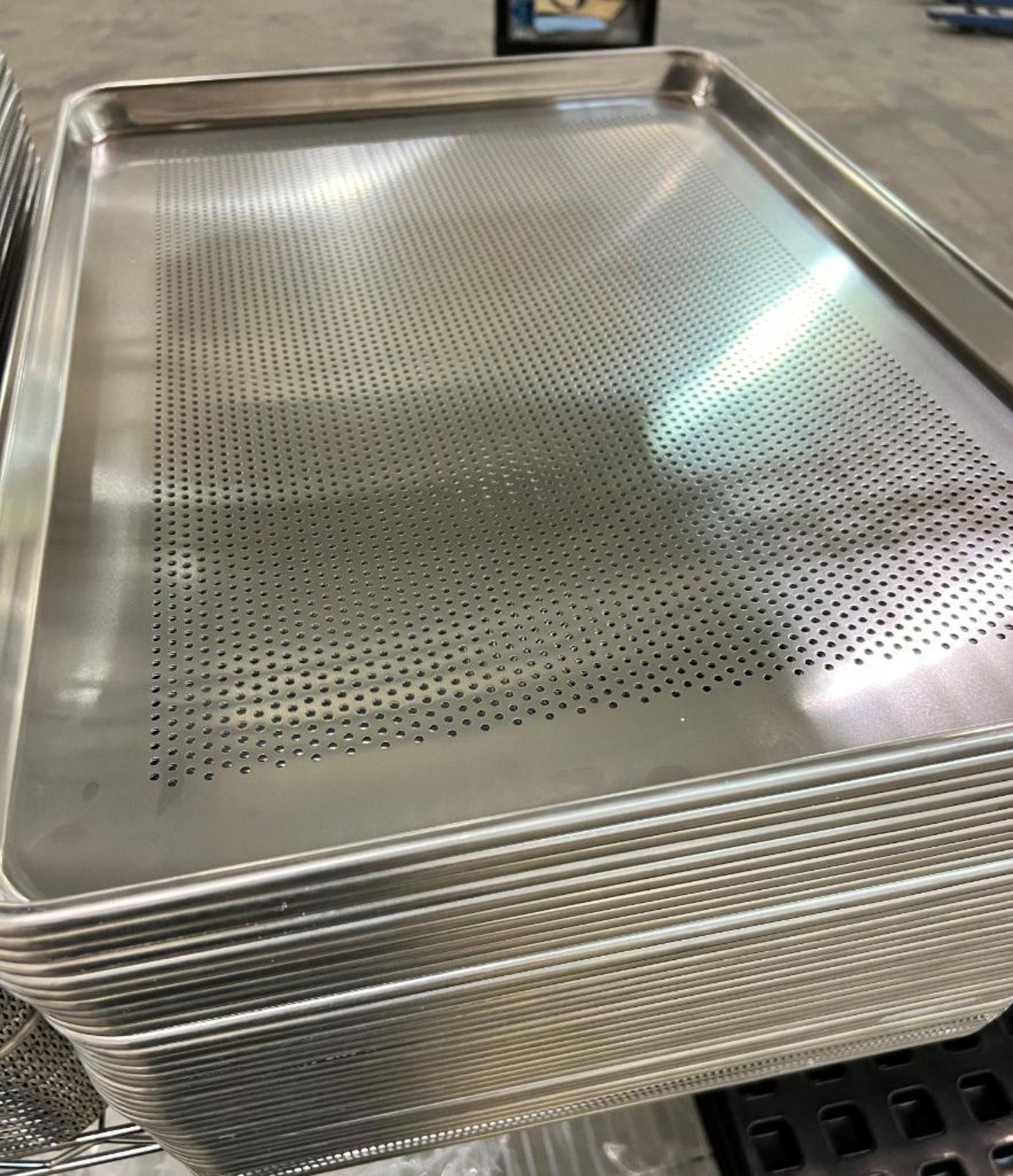 Lot Of Bakery Trays. Approximate (232) solid 18" x 26" x 1" deep, approximate (84) perforated 18" x - Image 6 of 8