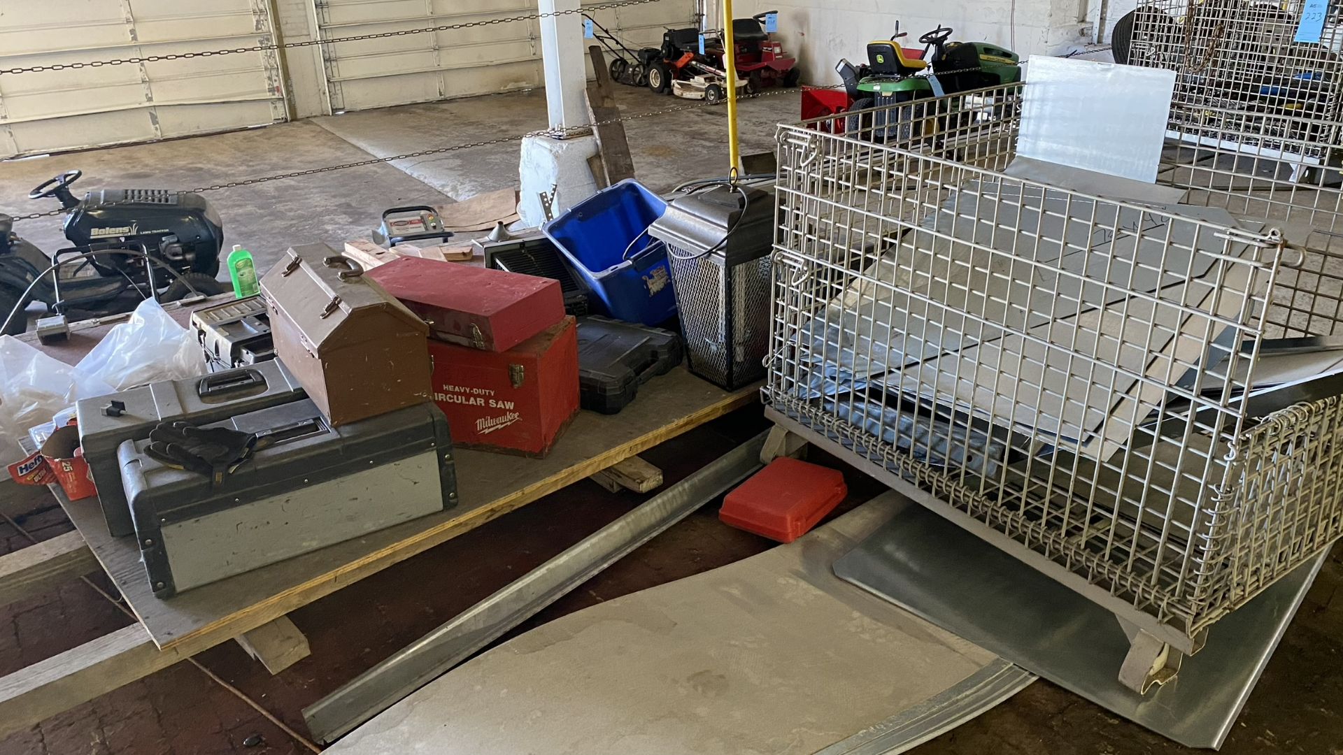 Lot: Bug Zappers, Tool Boxes & Galvanized Steel - Image 4 of 7