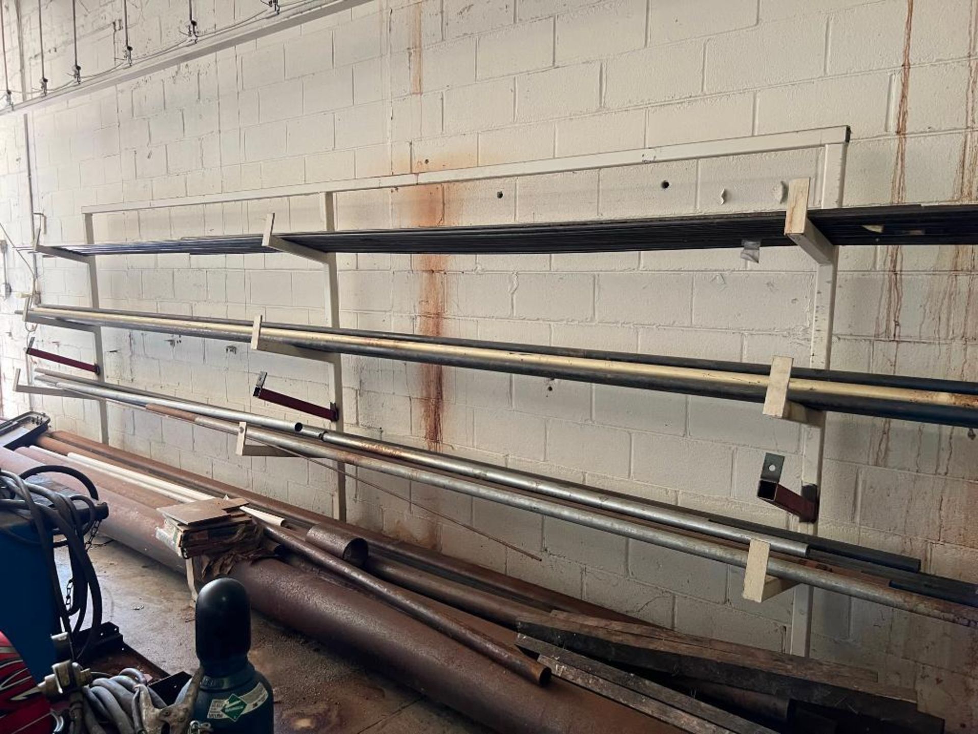 Lot: Rack with Assorted Pipe - Image 2 of 2