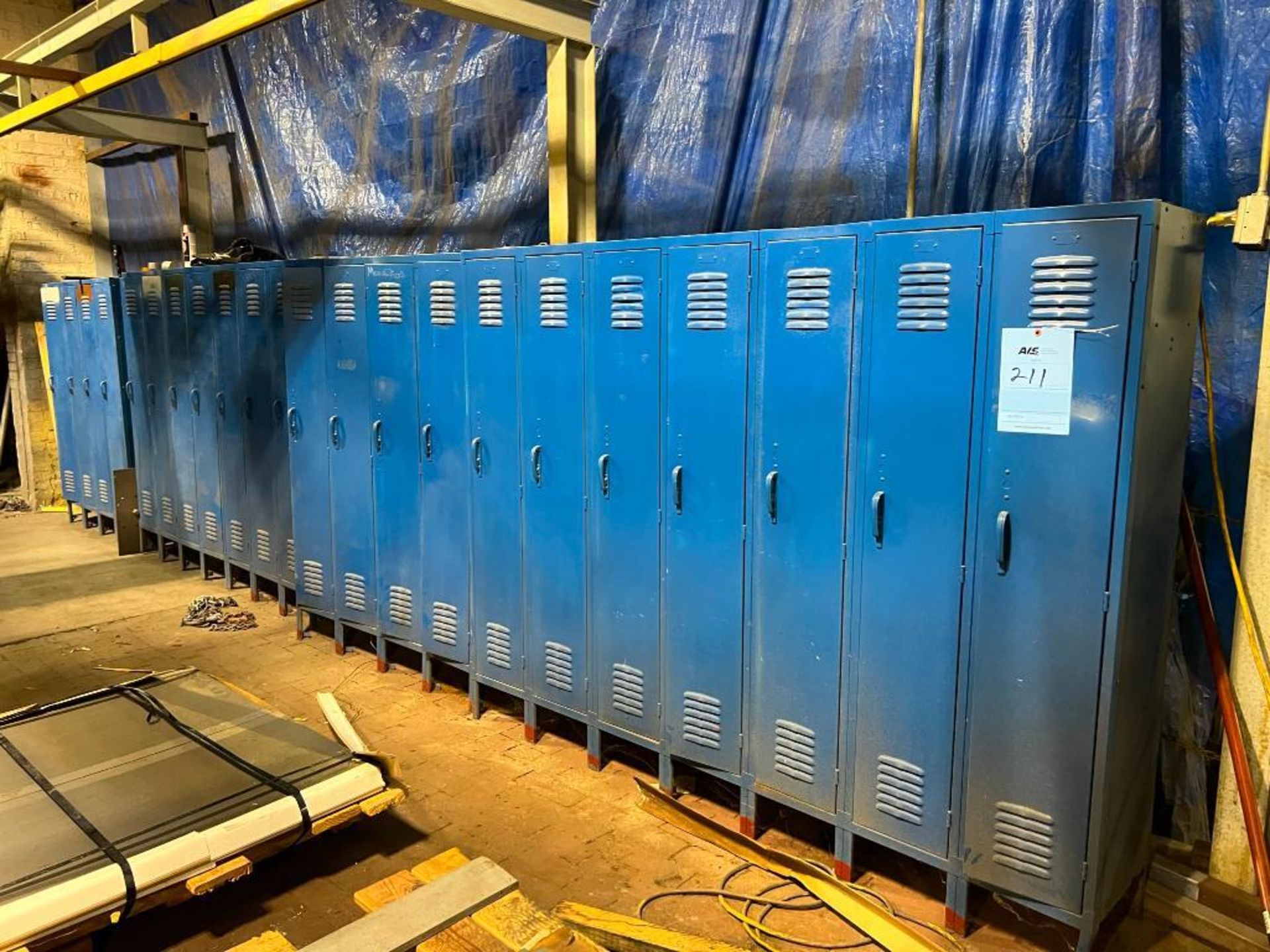 Lot (42): Employee Lockers