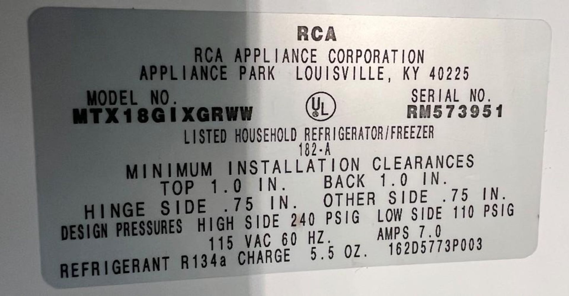 Lot Consisting Of: (1) Vendo model 511PCD00119-980817 vending machine, (1) RCA model MTX18GIXGRWW re - Image 6 of 19